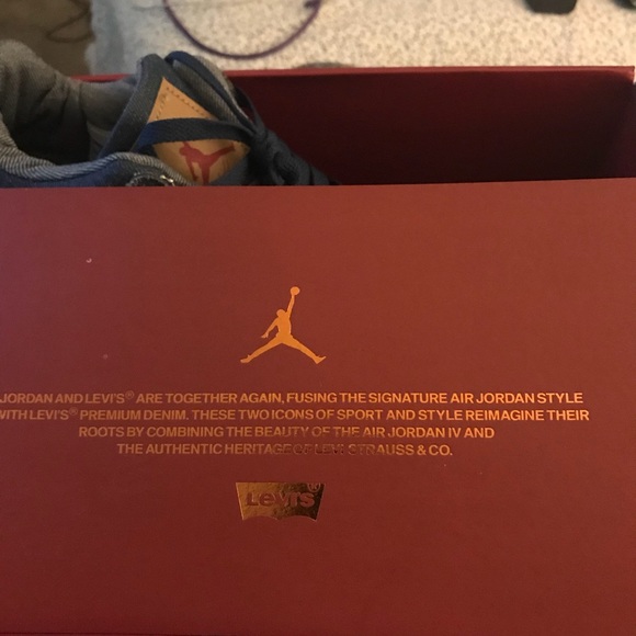 New Jordan 4s mens special edition Levis - Picture 4 of 6